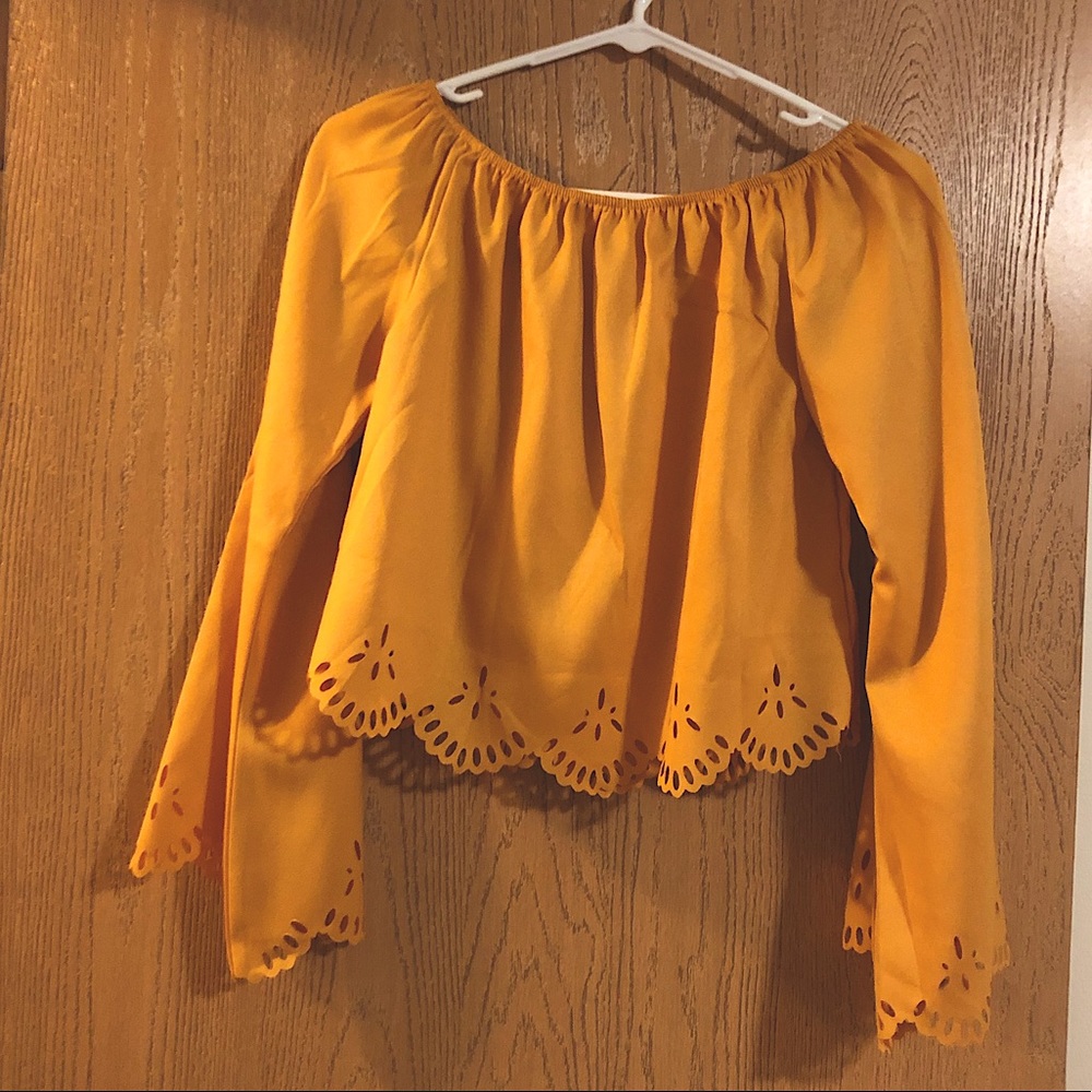Brand New Yellow off the shoulder blouse